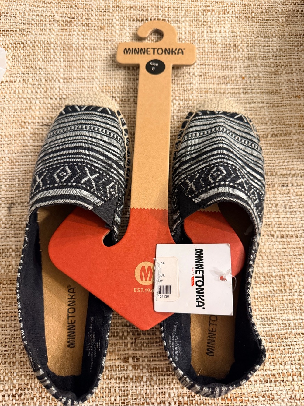NWT! Minnetonka Pam Espadrille Black Stripe size 8